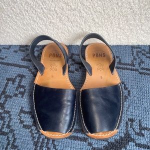 Pons Avarca navy blue size 9 handmade leather shoe